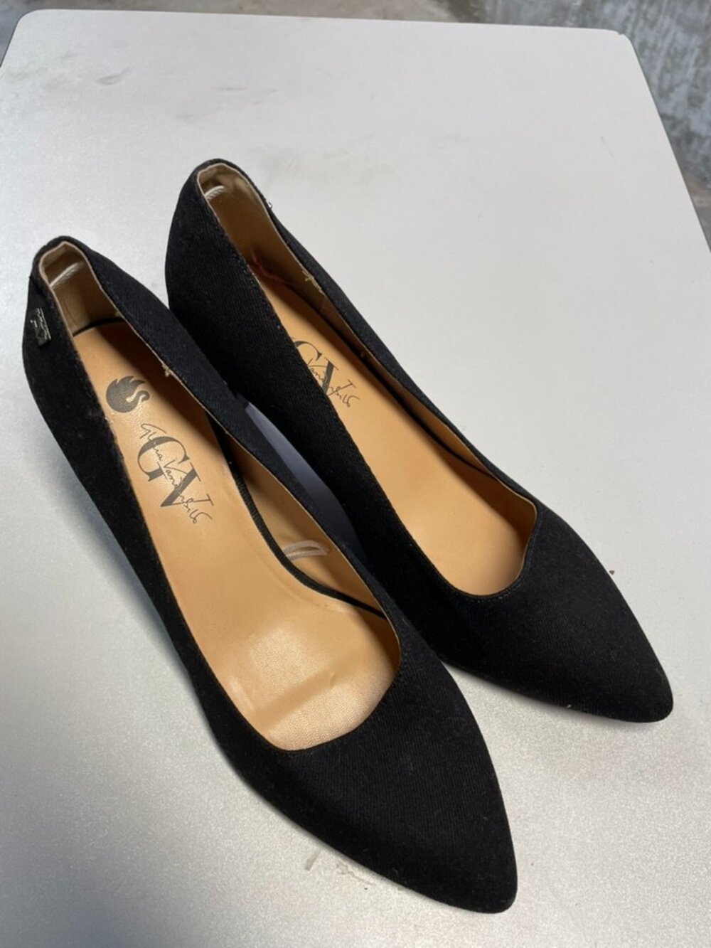GLORIA VANDERBILT Women's Marilyn Pumps Size 11 in Black